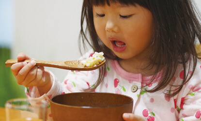 子供の食事と歯の発達